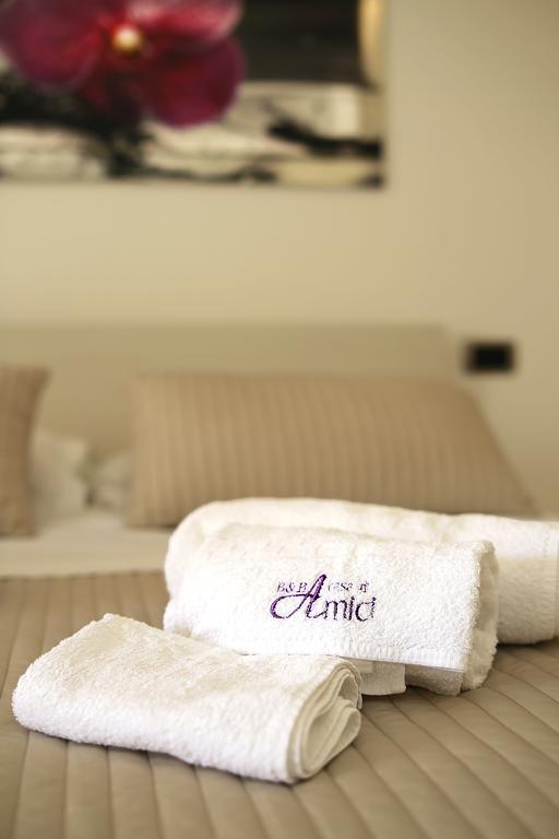 B&B A Casa Di Amici Джардини-Наксос Экстерьер фото